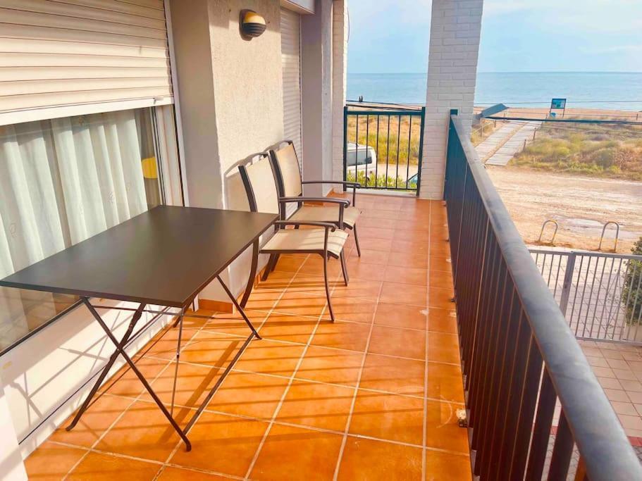 Apartamento En Primera Linea De Playa Dénia Exterior foto
